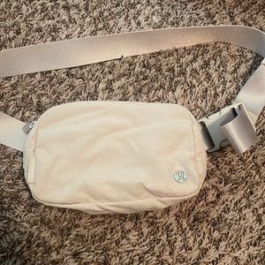 Lululemon belt bag